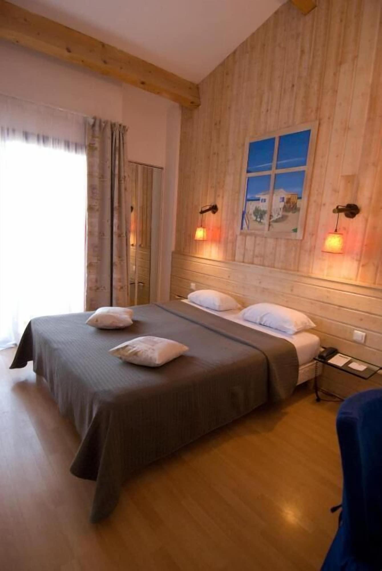 Hotel Le Phoebus Garden & Spa Gruissan Dış mekan fotoğraf